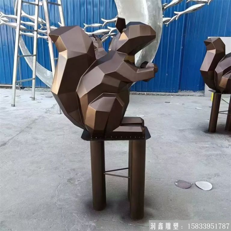 切面銅雕松鼠雕塑景觀(guān) 廠(chǎng)家定制